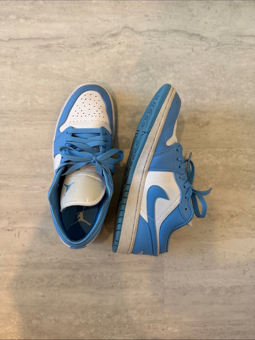 Nike Air Jordan 1 Low - White/Light Blue